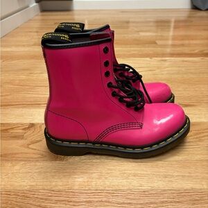 VINTAGE DOC MARTENS Pink Lace-Up with Yellow Stitching